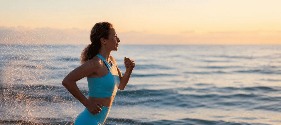 Menopoz dönemi, doğru yaşam alışkanlıkları ve longevity odaklı sağlık yaklaşımıyla birlikte kadınların fiziksel, zihinsel ve metabolik sağlığını uzun vadede destekleyebilecek yeni bir denge sürecine dönüşebilir.