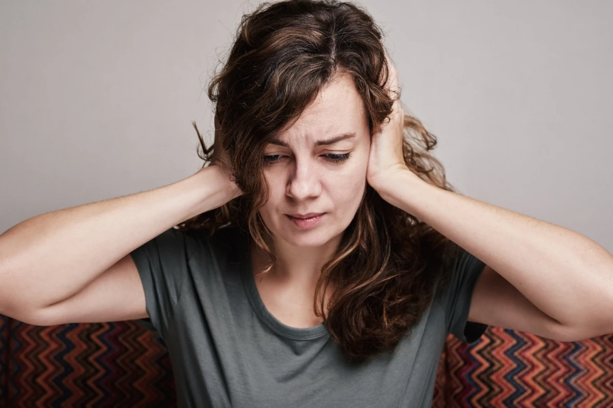 Psikolojik Kulak Çınlaması (Psikolojik Tinnitus) Nasıl Geçer? Belirtileri Nelerdir?