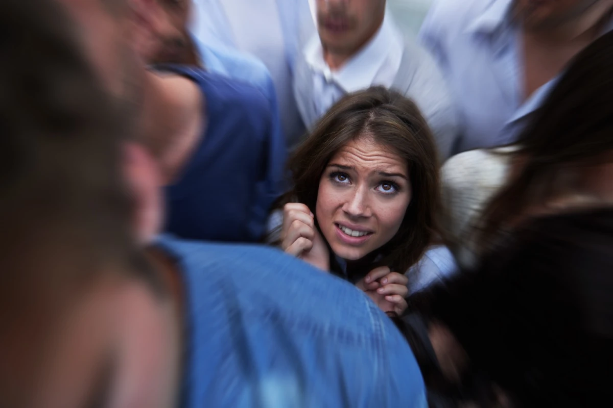 Savaş Anksiyetesi Nedir? Belirtileri ve Başa Çıkma Yolları