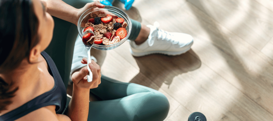 Çalışmalar yüksek kas oranının metabolik sağlık, insülin duyarlılığı, günlük güç ve fonksiyonel performansı desteklediğini
