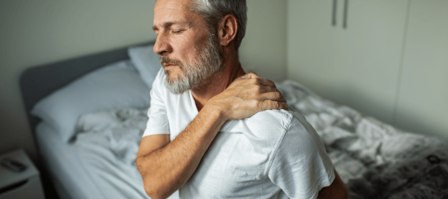 Donuk Omuz Belirtileri Nelerdir?